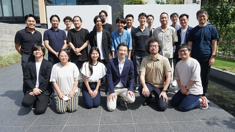 precision社員の集合写真